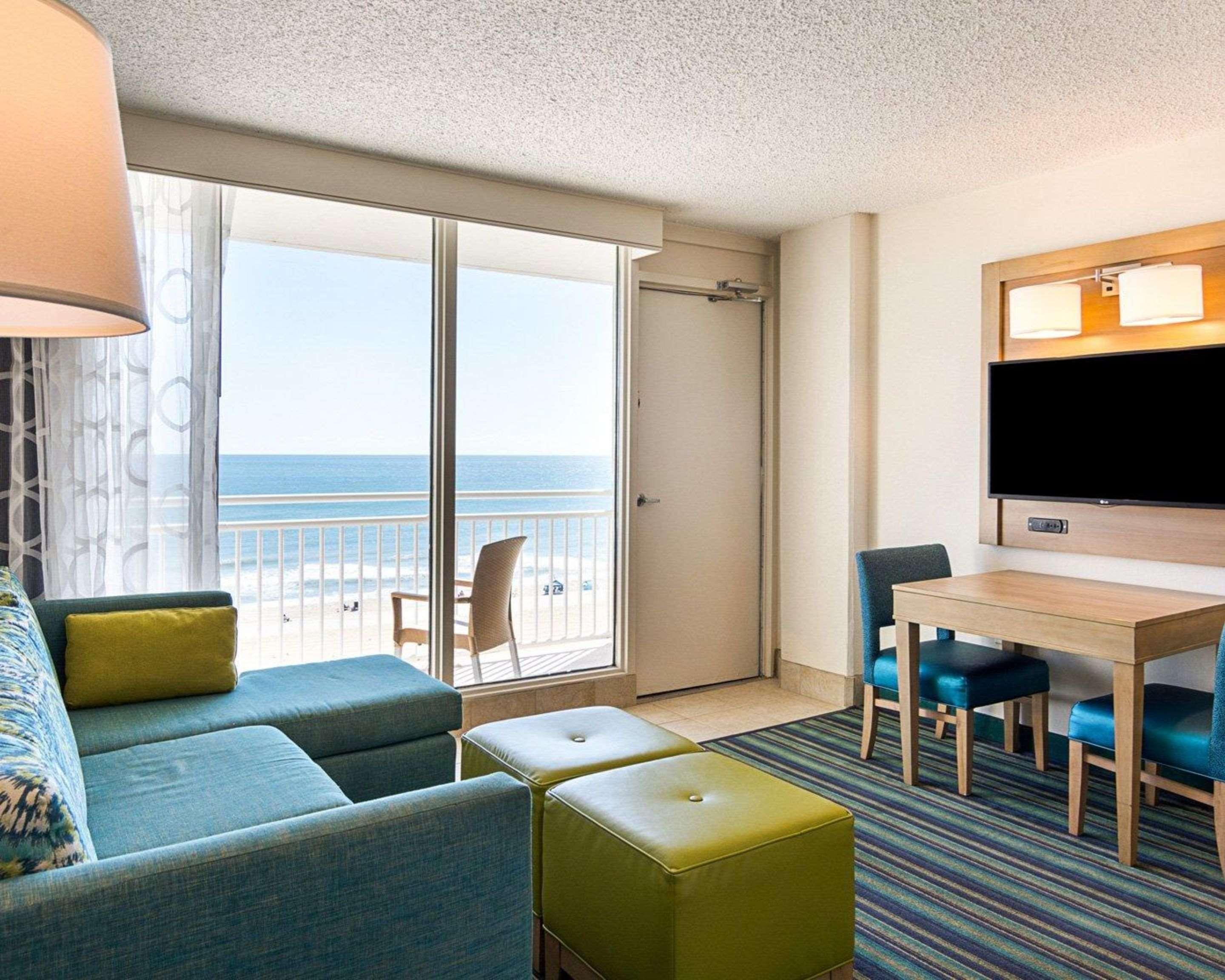 Comfort Suites Beachfront Virginia Beach Exterior foto